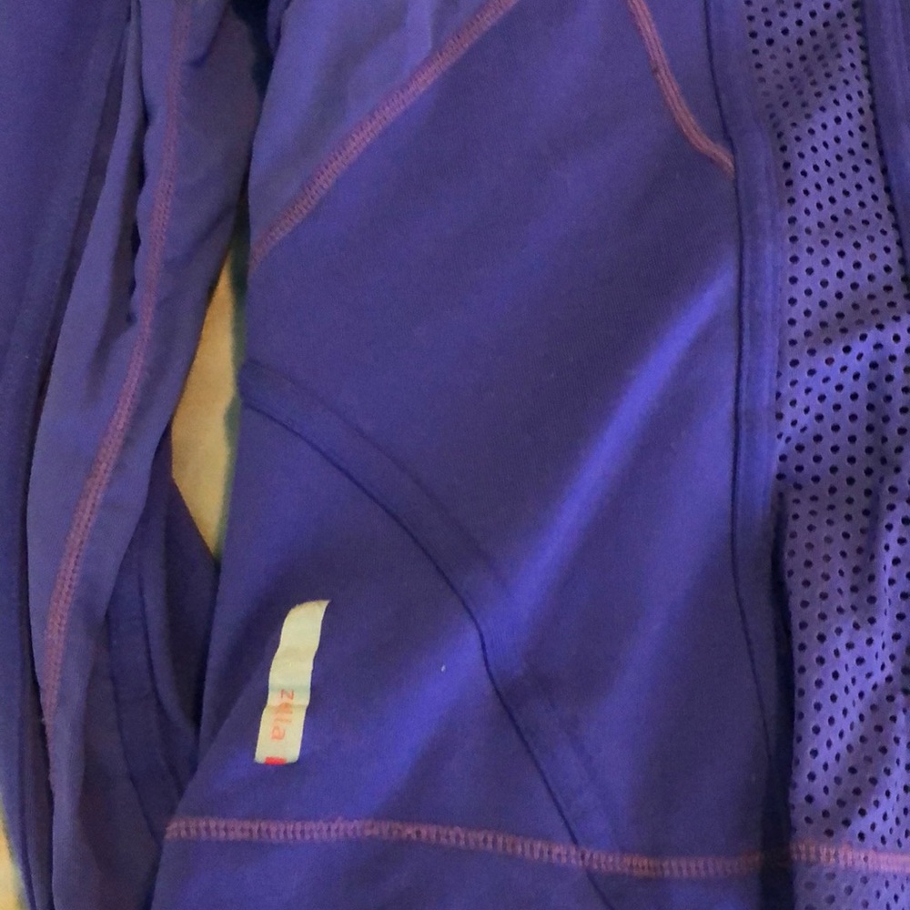 athletic jacket - Picture 3 of 3